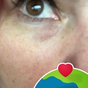 Meet your Posher, Bee